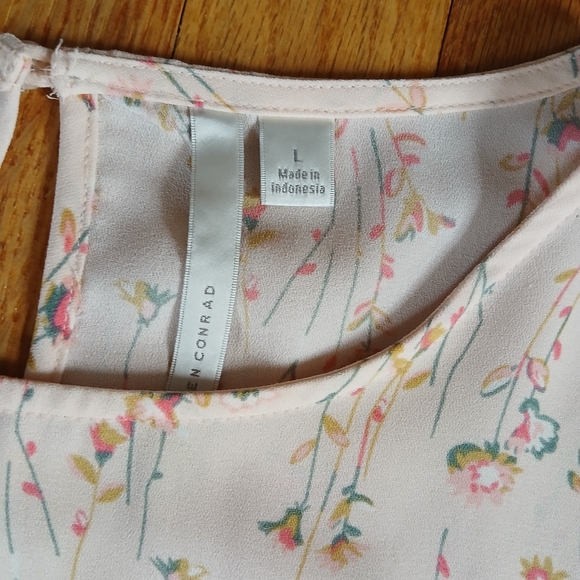 Pink Floral Blouse - Picture 4 of 5